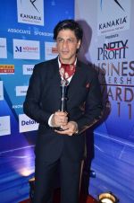 Shahrukh Khan at NDTV Profit Business Leadership Award in Taj Land_s End on 7th Jan 2012 (59).JPG